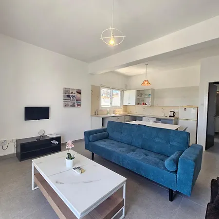 Apartment Spacious In The Center Ayia Napa